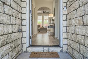 Cozy 3BR - Pet-Friendly Haven with fireplace