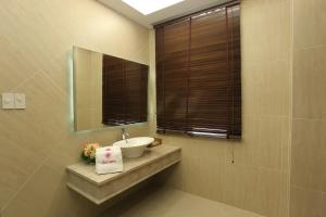 Valentine Hotel