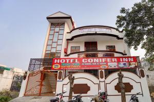 Hotel O Conifer INN