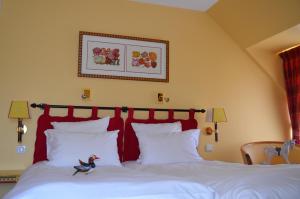 Hotels Logis Hotel Auberge du Cheval Blanc : Chambre Double