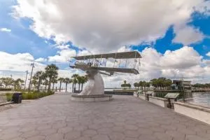 236J Bohemian Lakeview Retreat - 皮内拉斯公园