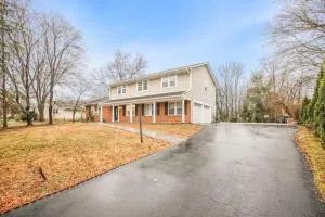 493 Massive 4 bedroom with tons of space - Vienna