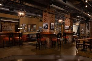 Hotel Roanoke & Conference Center, Curio Collection by Hilton