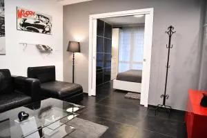 La casa di Gabry Prestige - ألبانو لاتسيالي