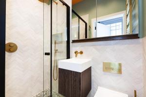 2 bedroom near Victoria station - 3