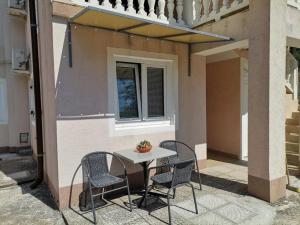 Apartment in Lopar with Terrace, Air condition, WIFI 4620-5 