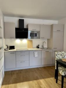 Das Kunsthaus und Hundertwasserhaus nebenan l HG26