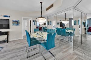 Available for Season! Sunshine In The Sky at Surfside 607