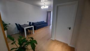 center park 2 bedroom apartment