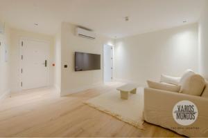 Malasaña moderna para 6, descubre San Bernardo 20 E3