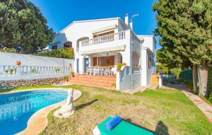 Villa Can Che by Sonne Villas