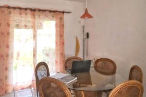 Charming Apartment in Flic en Flac - 92 m² - Shared Pool