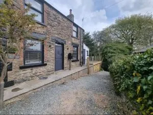 Luxurious Cottage with hot tub, Lake District - Bootle