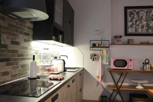 INDUSTRIAL CHIC HOUSE - Private parking