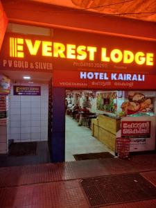 Everest lodge