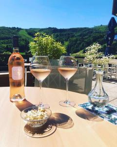 Hotels Hotel Perdrix : photos des chambres