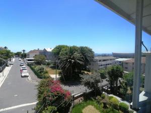 Portswood Mews - Chic White Studio Apartment Green Point