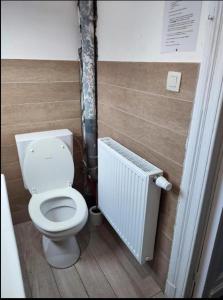 Chambre confortable lits double schaarbeek premier étage