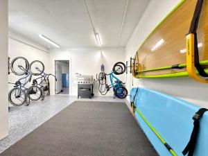 At The Sandbar - Oceanfront, Htd Pool, Dock, GameRoom