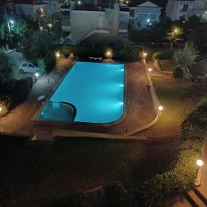 Gerakini 2BR Apt with Shared Pool - 基拉奇尼