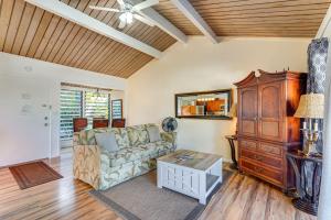 1 Mi to Beach Kailua-Kona Condo with Pool Access!