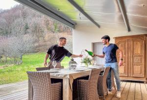 Maisons de vacances Domaine des 5M, Authenticite et Elegance au coeur du Cantal : photos des chambres