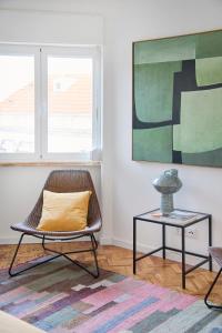 Charming Graça Flat w Balcony, by TimeCooler