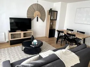 Le Bébel Massy confortable T3 Proximité TGV RER Orly et Paris - 伊尼