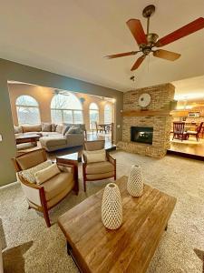 Spacious 4-bed family home with park views - 4hvězdičkové hotely ve městě Omaha