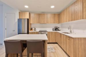 Gorgeous Apt with Kitchen with Gym