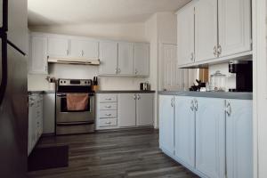 Sunland Estates Cabin near the Gorge Amphitheater!