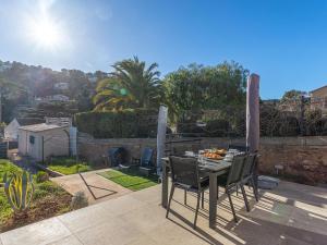 Holiday Home Maison Fabrégas by Interhome