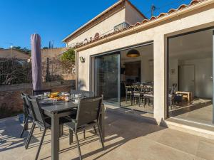 Holiday Home Maison Fabrégas by Interhome