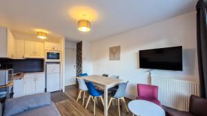 Résidence Les Pleiades - Appartement rénové · Centre station · Balcon · Parking couvert MAE-8234