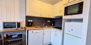 Résidence Les Pleiades - Appartement rénové · Centre station · Balcon · Parking couvert MAE-8234