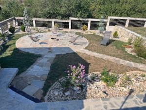 The Mirrors GuestHouse - Къщата с огледалата