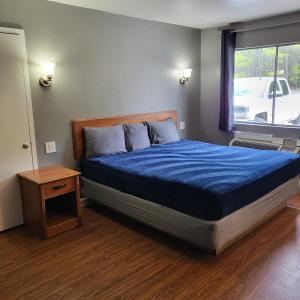 Hotel King Beds Studio 122 Hot Tub