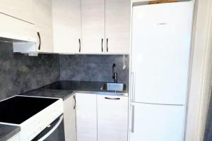 Charming studio in Helsinki 42 m² with pool view