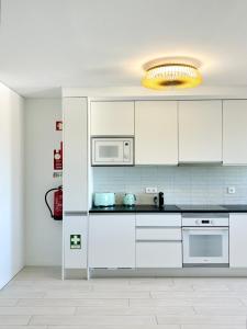 Casa Blue Benagil - Ocean View , Newly Renovated Apartment Walkable to Benagil