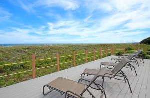 Seawatch at Island Club