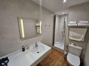 Hotels Auberge du Lac, Sure Hotel Collection by Best Western : photos des chambres