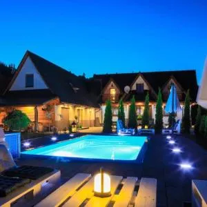 Domki Dream House Resort 606-436-626 - 波罗宁