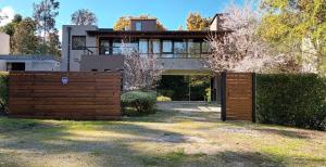 Casa Bosque Peralta Ramos