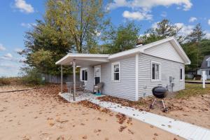 Beachside Cottages for Groups- Sleeps up to 40 - 4hvězdičkové hotely ve městě Lincoln Junction