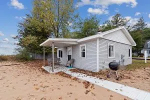 Beachside Cottages for Groups- Sleeps up to 40 - Lincoln Junction