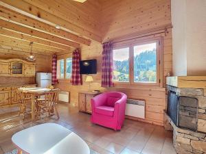 Demi-chalet confortable à La Clusaz - 6 pers, cheminée, wifi, animaux admis - FR-1-818-71