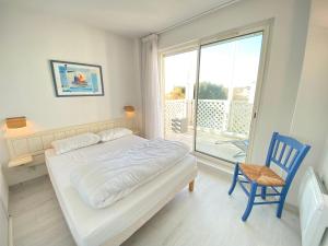 Appartement avec vue mer, piscine et WiFi - FR-1-709-82