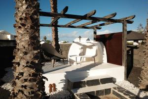Traumvilla mit Pool & Meerblick