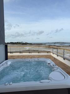 Appartements Cote Mer - Vue exceptionnelle - Rooftop - SPA : photos des chambres