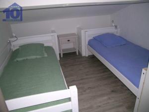 Pavillon 300m Plage avec Piscine et Parking, Climatisation - FR-1-781-79